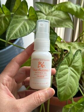 Bumble and bumble-Heat Protection Leave in conditioner primer- travel size